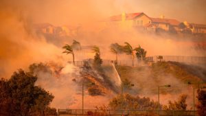 Read more about the article Η.Π.Α: Σε έκτακτη ανάγκη το Λος Άντζελες | Δύο νεκροί από τις μεγάλες πυρκαγιές (LIVE)