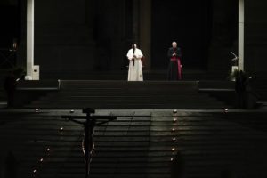 Read more about the article COVID-19: Στην άδεια Βασιλική του Αγίου Πέτρου ο Πάπας Φραγκίσκος στη λειτουργία της Μεγάλης Παρασκευής (βίντεο)