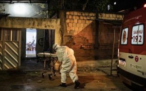 Read more about the article Covid-19: Δεύτερη παγκοσμίως στους θανάτους η Βραζιλία – Έρευνες της Ιταλικής Εισαγγελίας για τον χειρισμό της πανδημίας