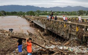 Read more about the article Κεντρική Αμερική: Τουλάχιστον 180 οι νεκροί που άφησε πίσω του ο Κυκλώνας Ήτα